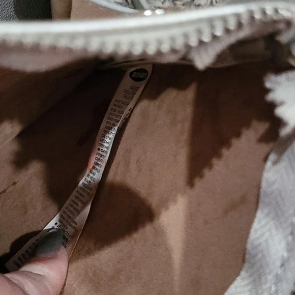 Old Navy Cross Body Bag - Picture 9 of 9